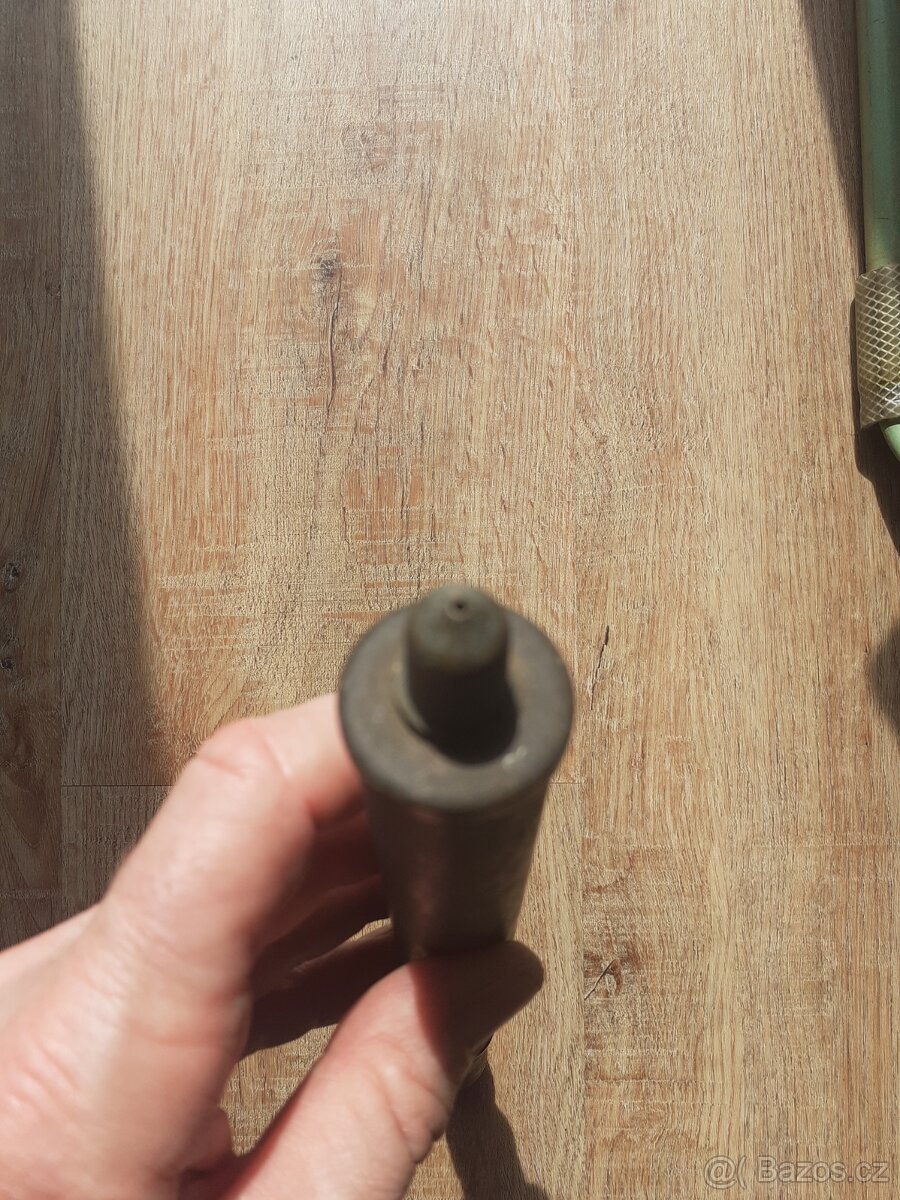 Stara mosazna postřik.pumpička? - 2