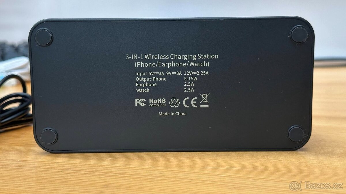 Bezdrátová nabíječka telefon/hodinky/sluchátka - Samsung - 2