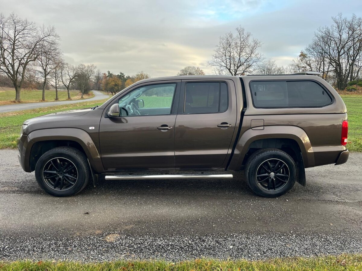 VOLKSWAGEN AMAROK 2,0BITDI 120KW 4X4 MANUÁL SERVISKA HARDTOP