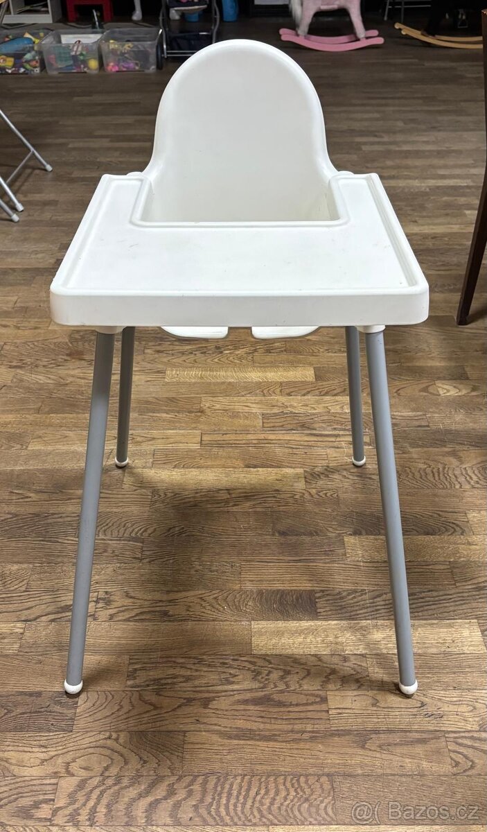 Dětská jídelní židle se stolkem - 2