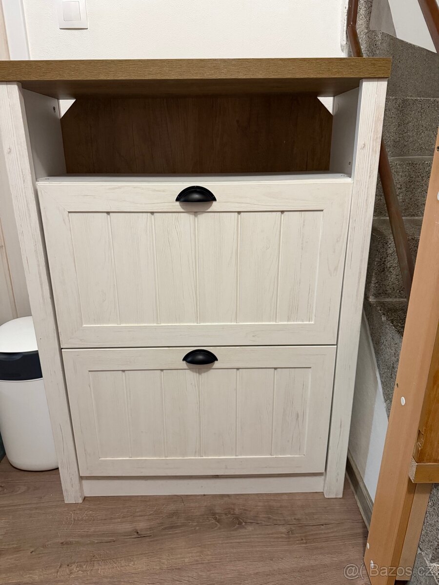 Nábytek do předsíně - 2