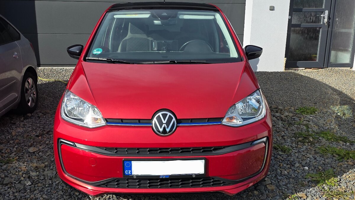 ✨️VW e-Up 36.8kWh 2022 61kW Vyhř. sedačky Nezávislé topení - 2