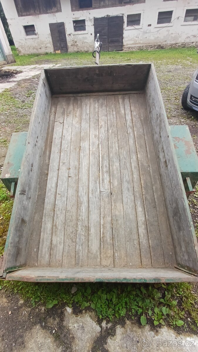 Přívěs vozík za auto - kára - 2