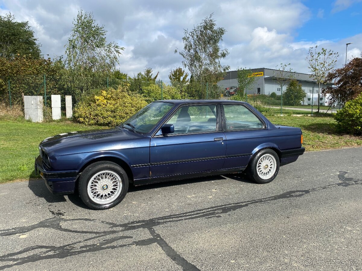 BMW 318i Coupe; E30; r.v. 1990, originální stav - 2