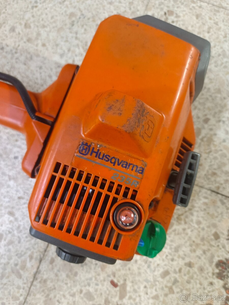 Křovinořez Husqvarna 235R - 2