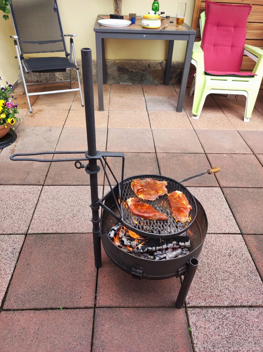 Gril s ohništěm - 2