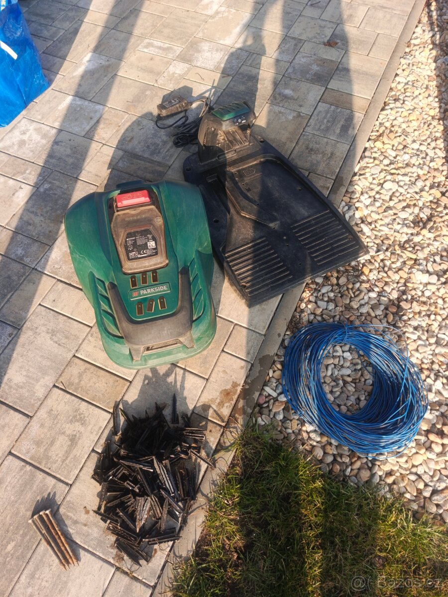 Robotická sekačka parkside - 2