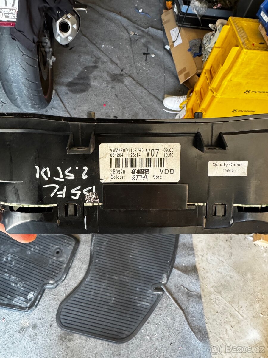 Budíky VW Passat b5.5 - 2