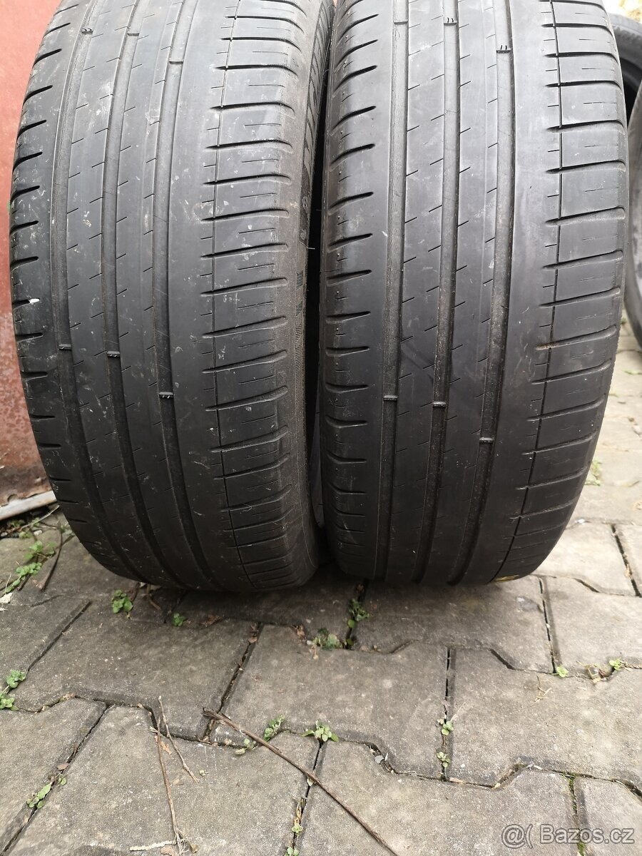 215/45 r18 215/45/18 - 2