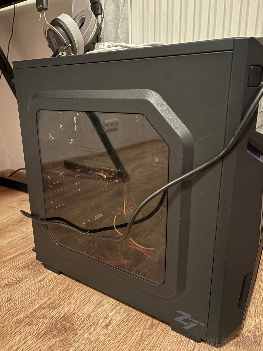 Herní Počítač Amd Ryzen 5 2600, XFX RX 580 Nitro 8Gb - 2