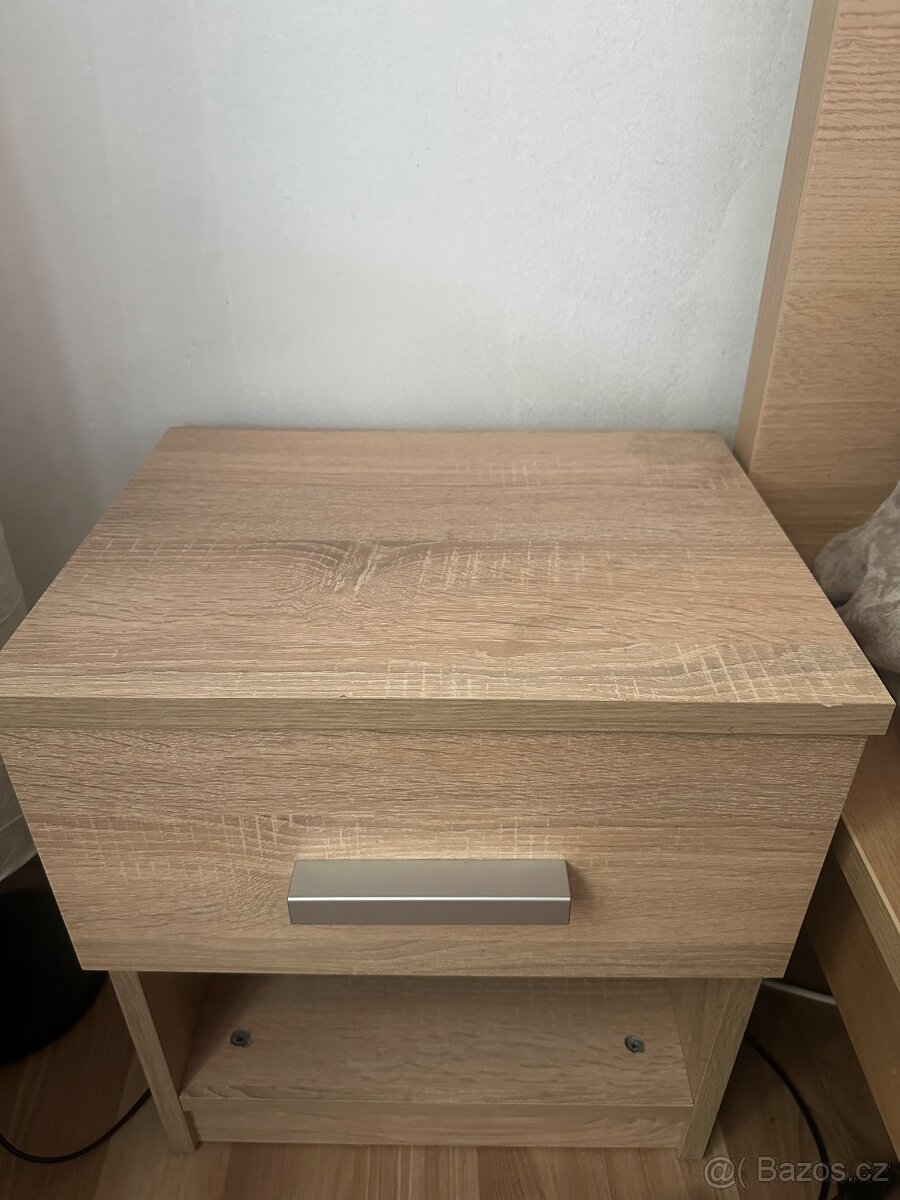 Noční stolek dub sonoma - 2