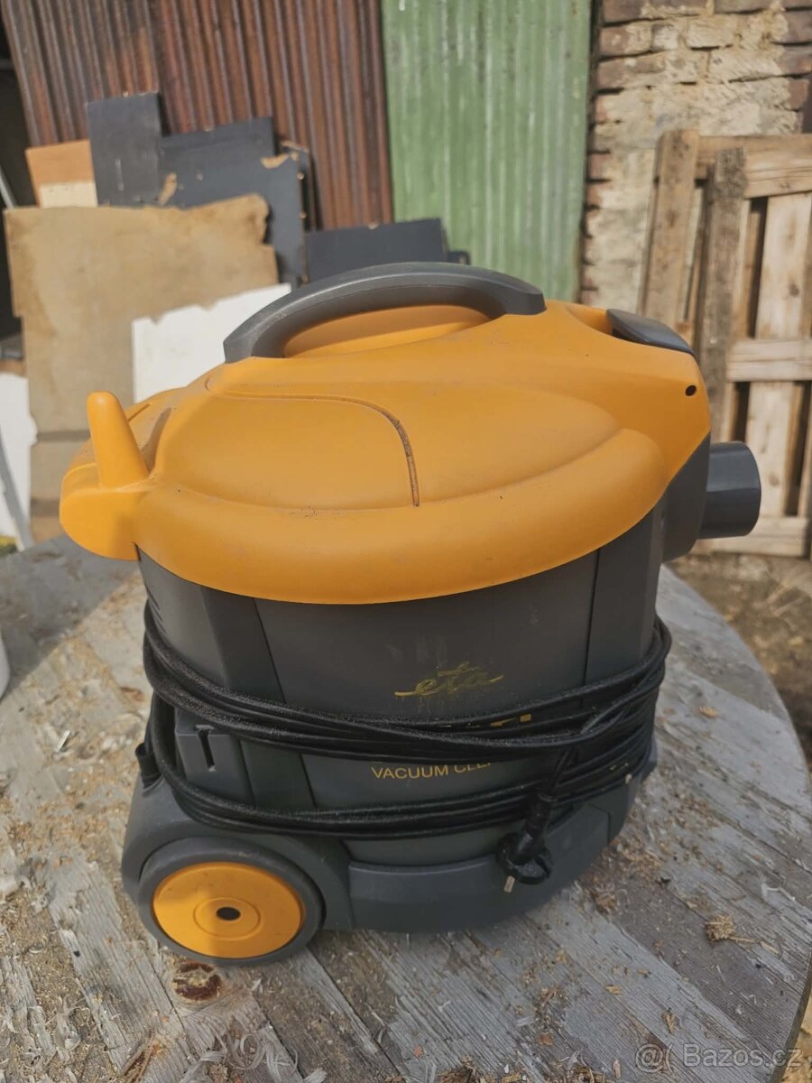 Vysavač - 2