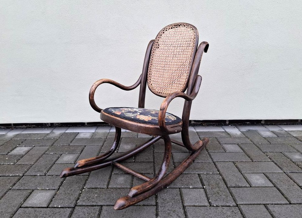 Dětské houpací křesílko THONET - 2