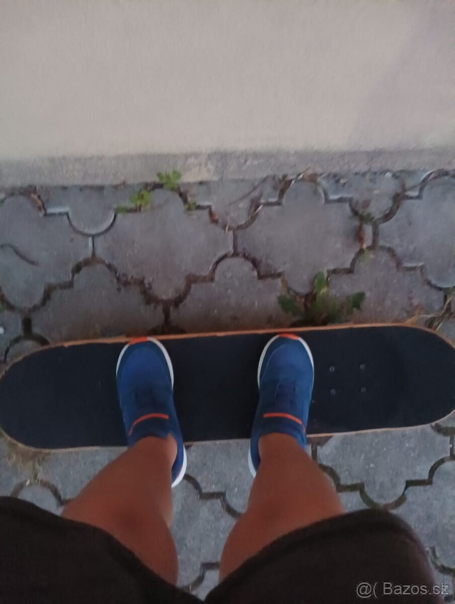Kvalitní značkový SKATEBOARD - 2