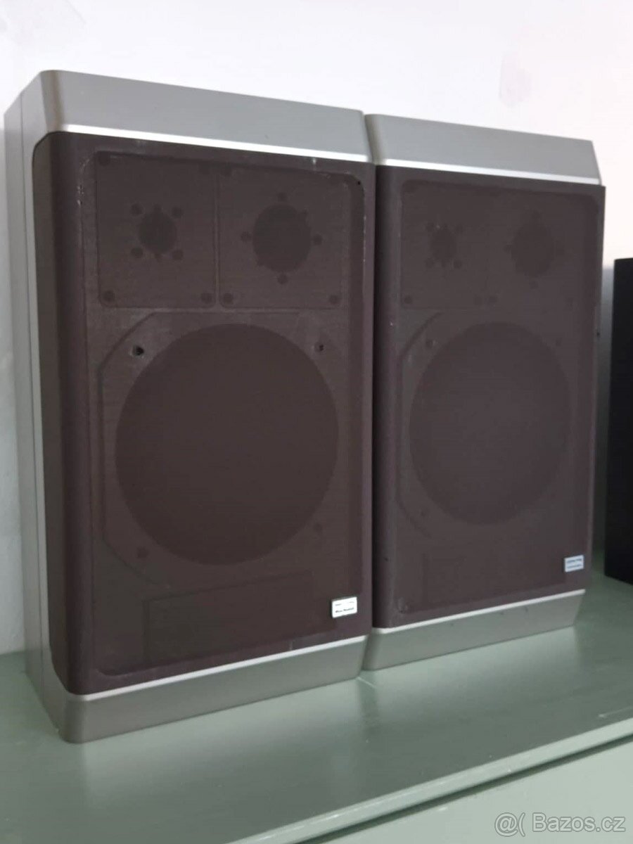 Grundig M800 - Silver - 2