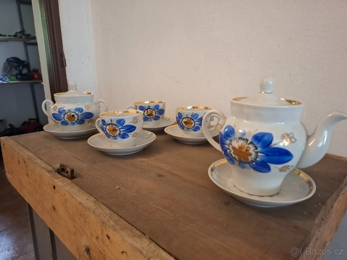 Sklo a porcelán - 2