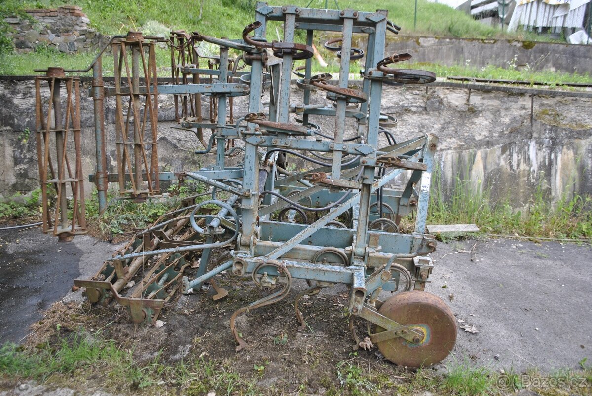 Kombinátor - 2