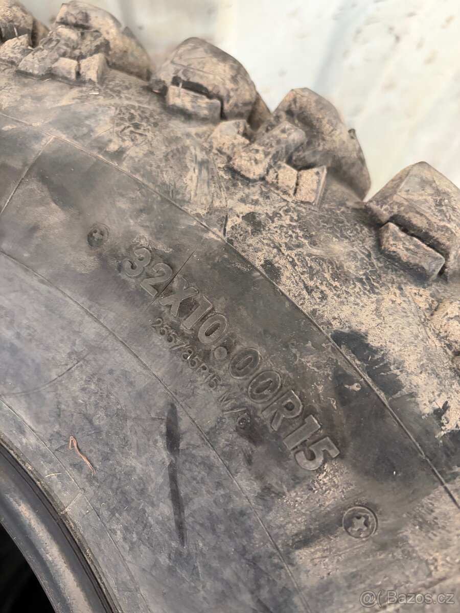 Maxxis 32x10.00r15 - 2