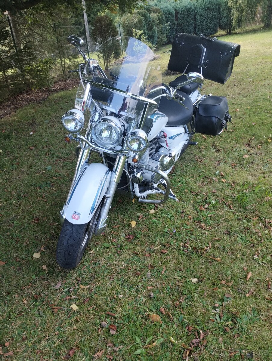 Honda VT 750 C2 Shadow - 2
