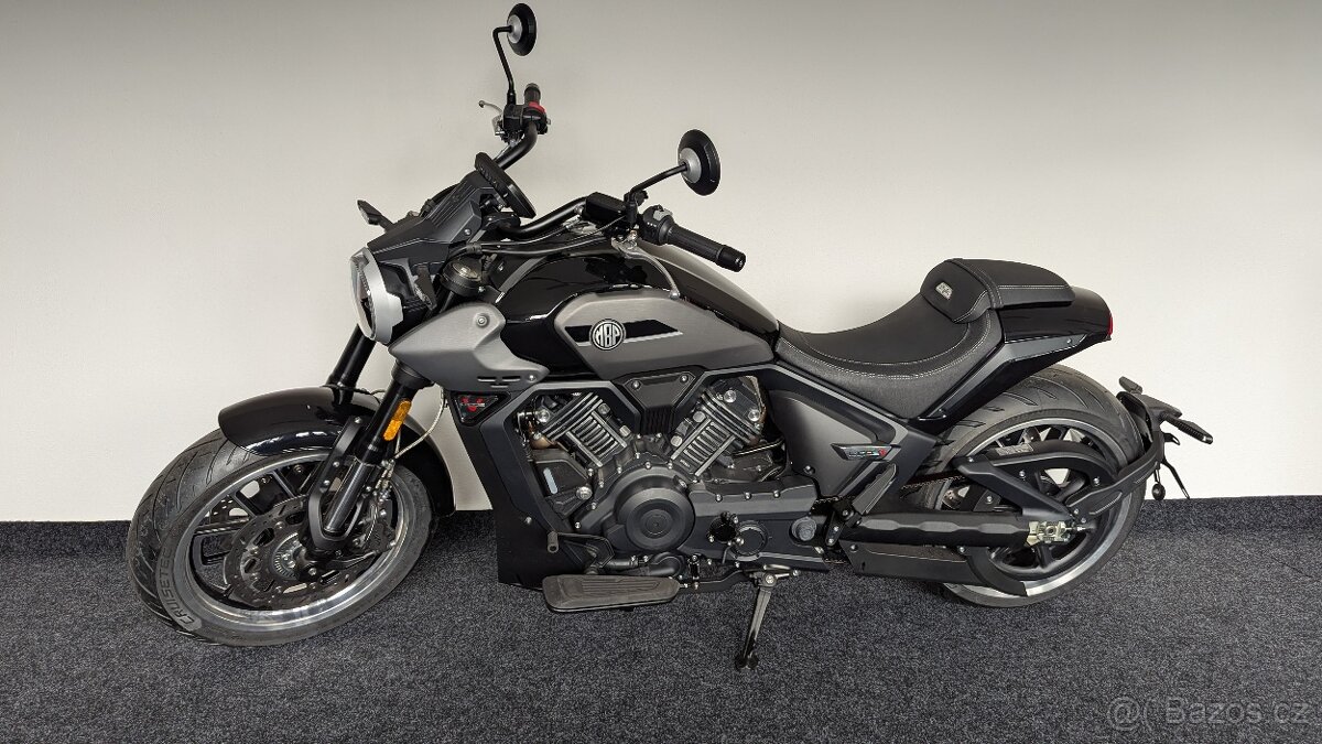 Morbidelli C1002V - sleva - 2