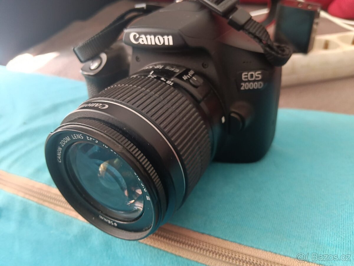Canon EOS 2000D 24,1 Mpx + 18–55 mm - 2