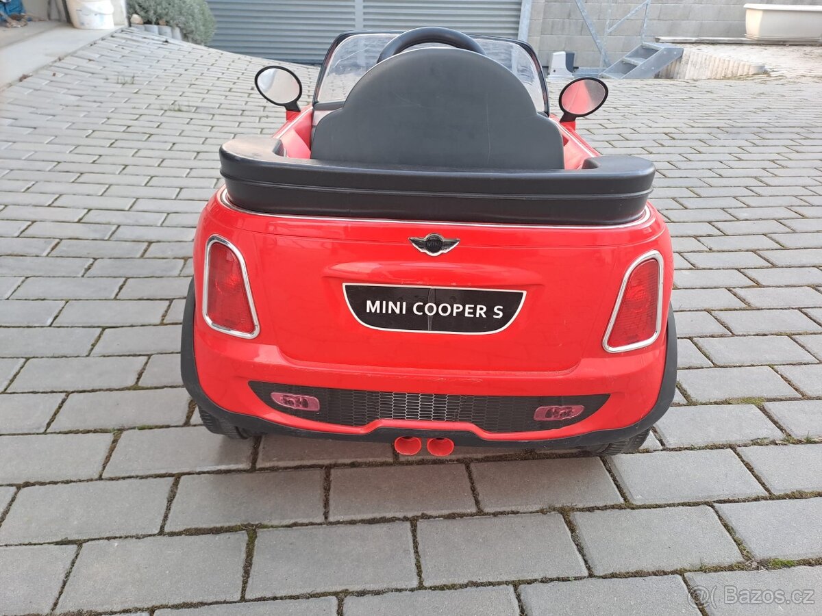 Elektrické autíčko pro děti - 2
