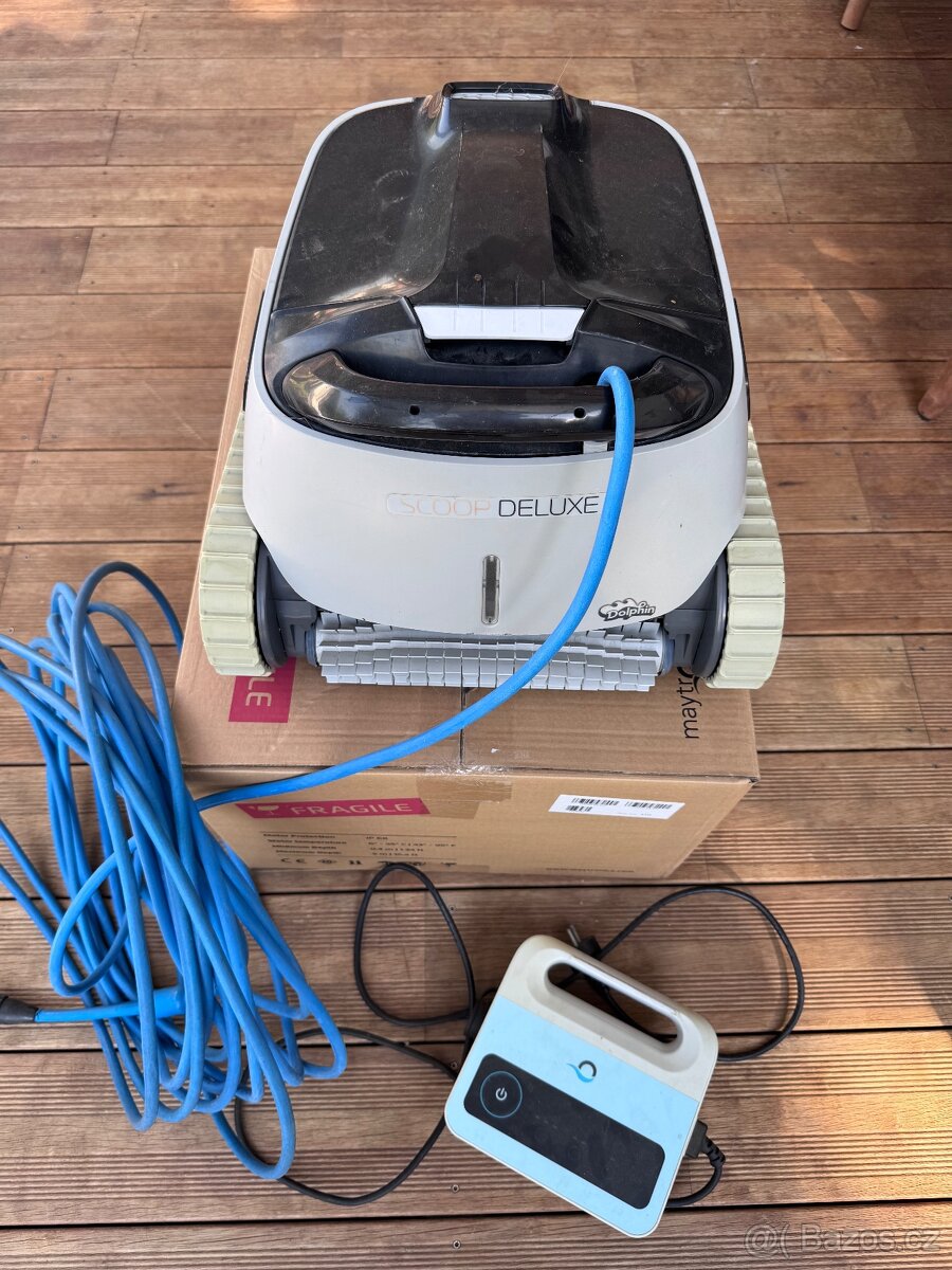 Bazénový robot Dolphin Scoop Deluxe - 2