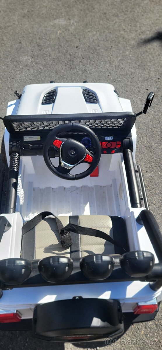 Elektrické autíčko Jeep - 2