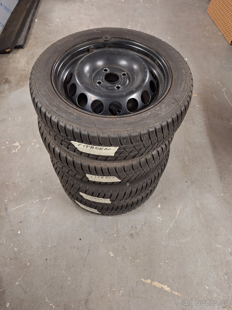 Zimní kola 165/60R15 77T - 2