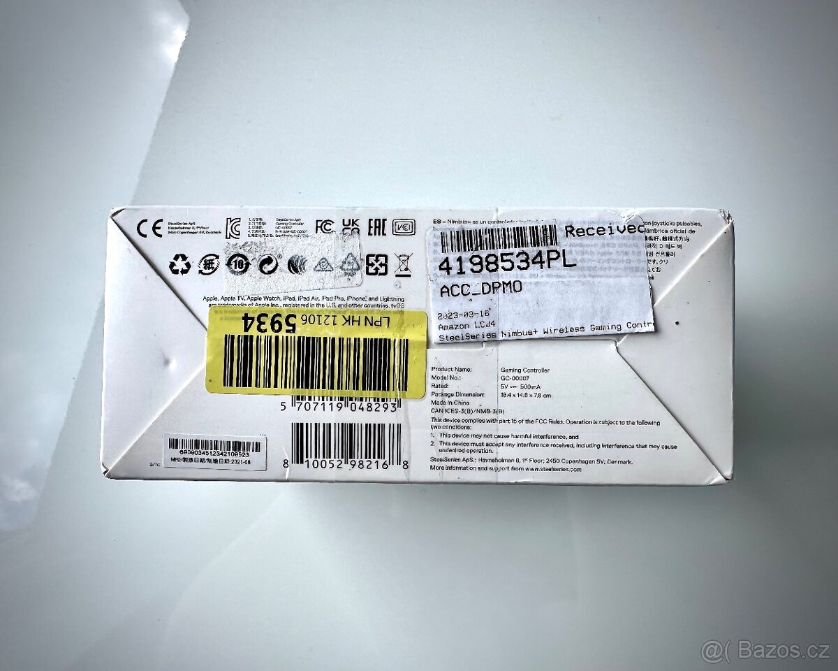 Bezdrátový herní ovladač SteelSeries Nimbus+ - 2