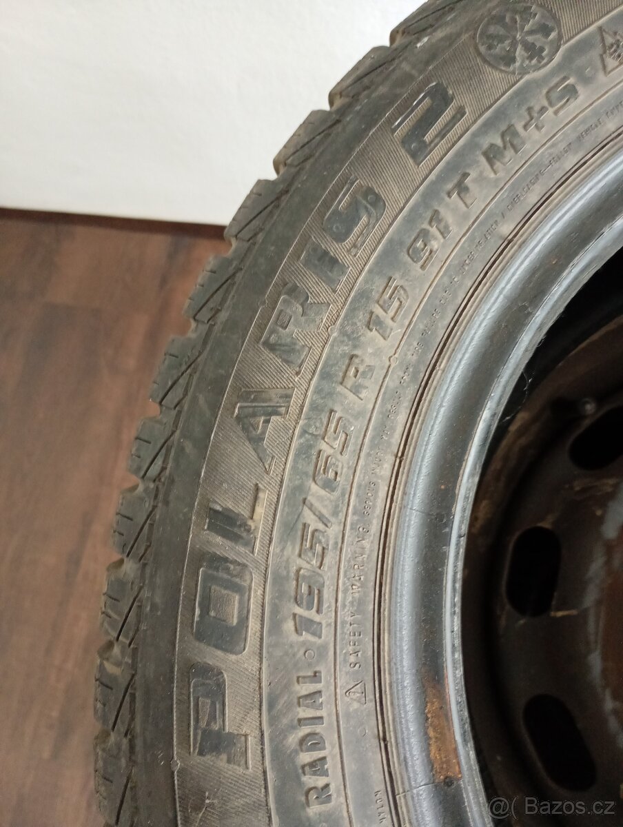 ZIMNÍ PNEU - 195/65 R15 - 2