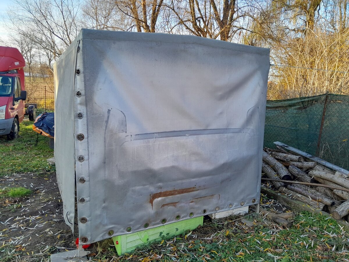 Plachta z konstrukci ford tranzit - 2