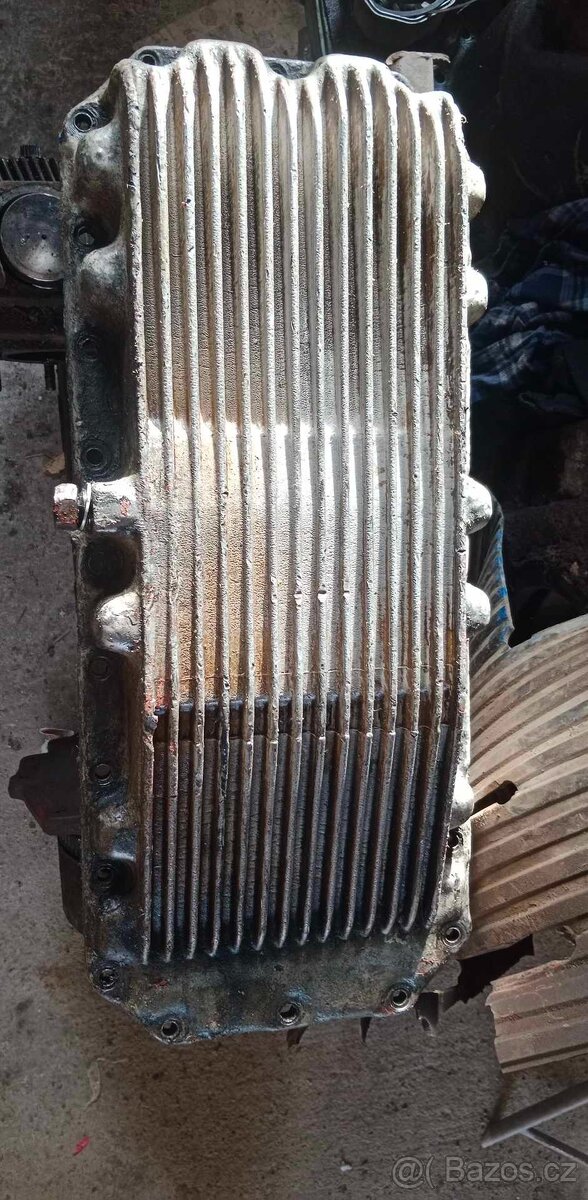 Prodám vanu motoru - 2