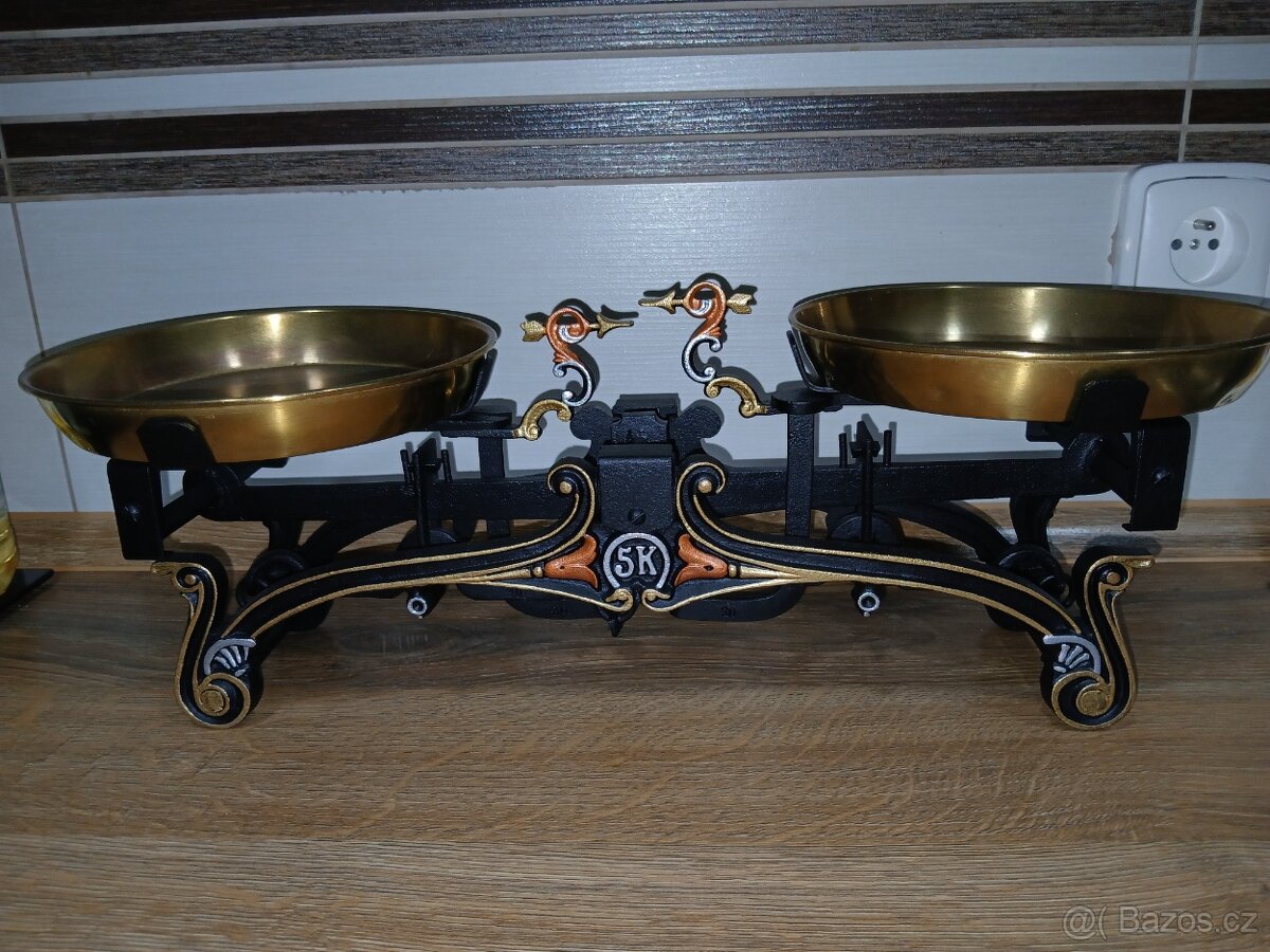 Staré váhy.Zvonky. - 2