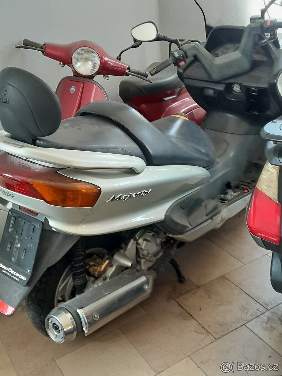 Yamaha Majesty/MBK Skyliner 250 2002, rozprodám po dílech - 2