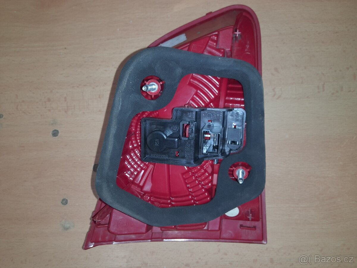 Zadní světlo VW Touareg 7P - 2