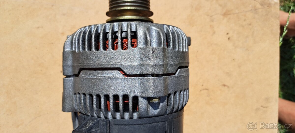 Škoda Felicia 1.6 alternátor (vw polo, škoda octavia) - 2