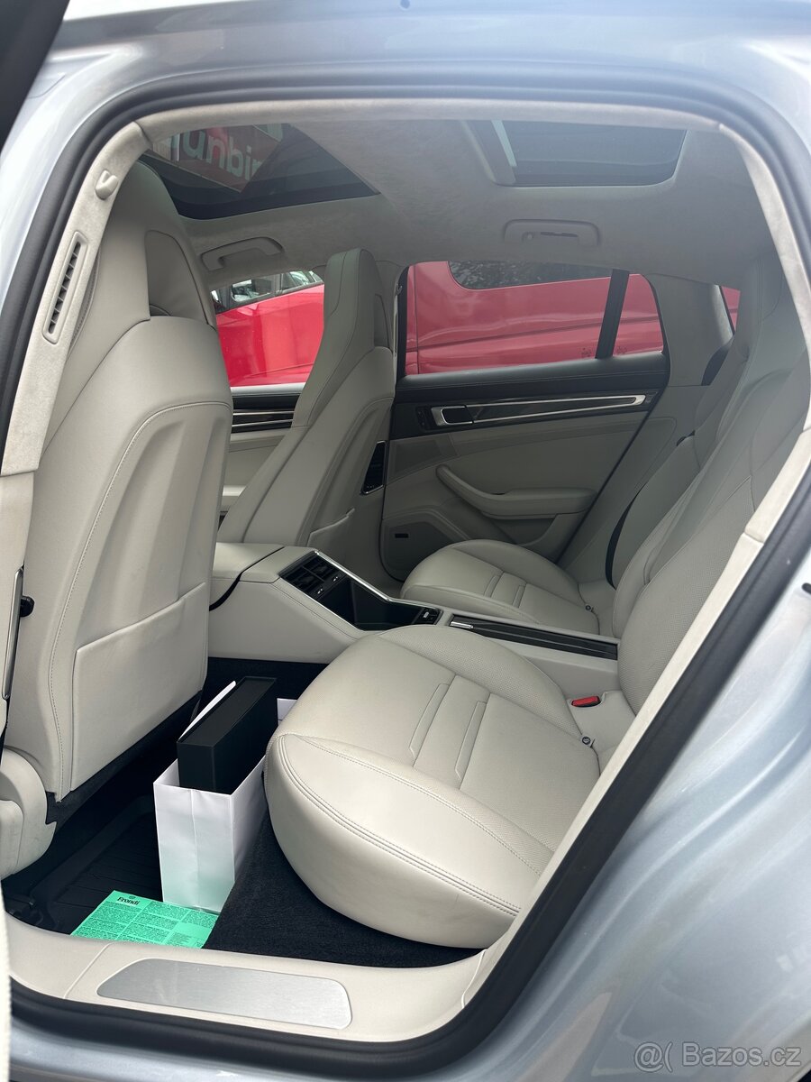 Porsche panamera(turbo) - 2