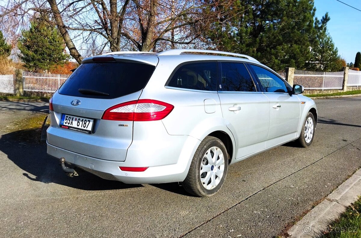 Ford Mondeo 2.0 TDCi GHIA-AUTOMAT-BÍLÁ KŮŽE-Čerstvý servis - 2