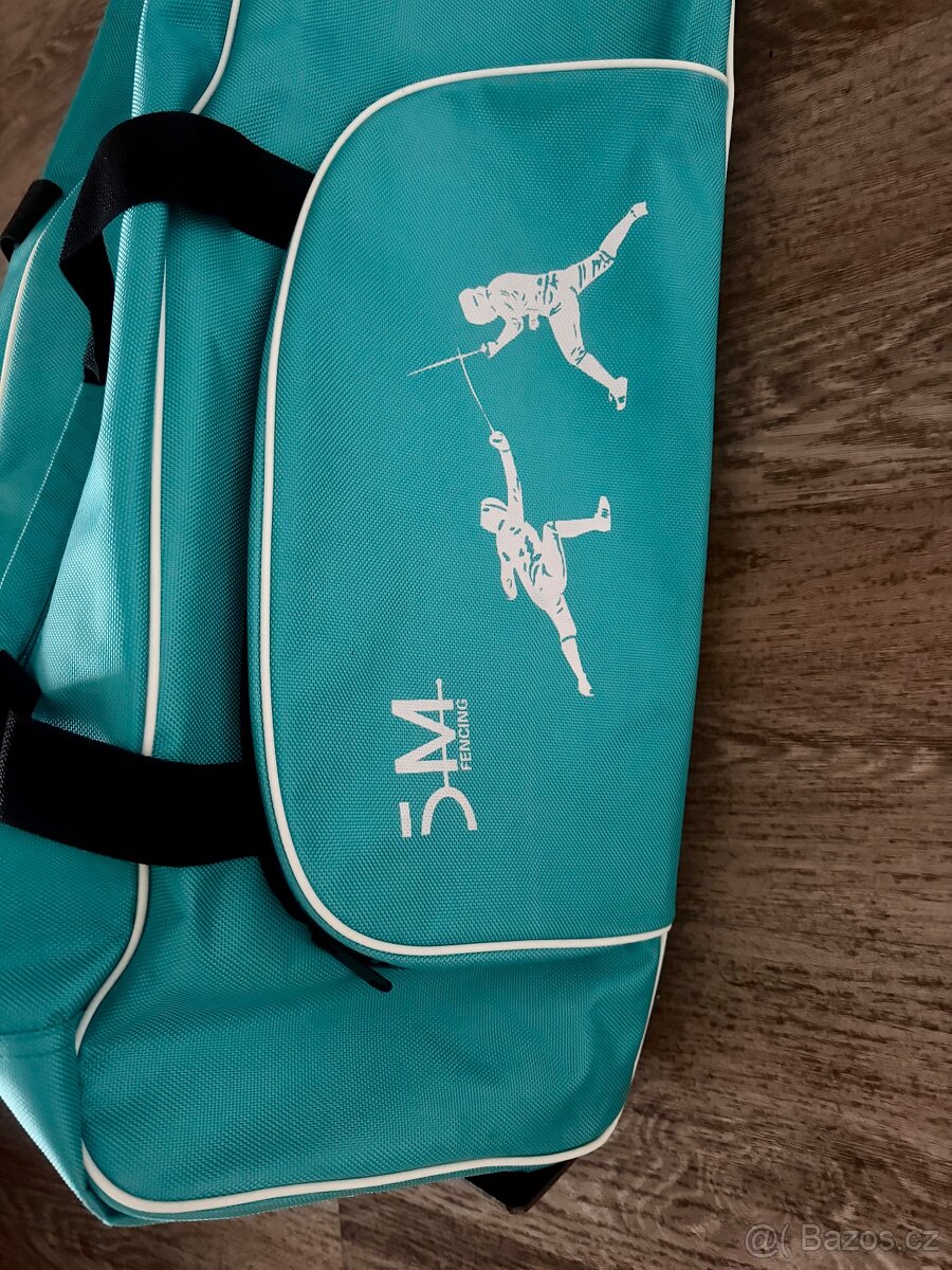 Lehká kolečková taška pro šermíře - 2
