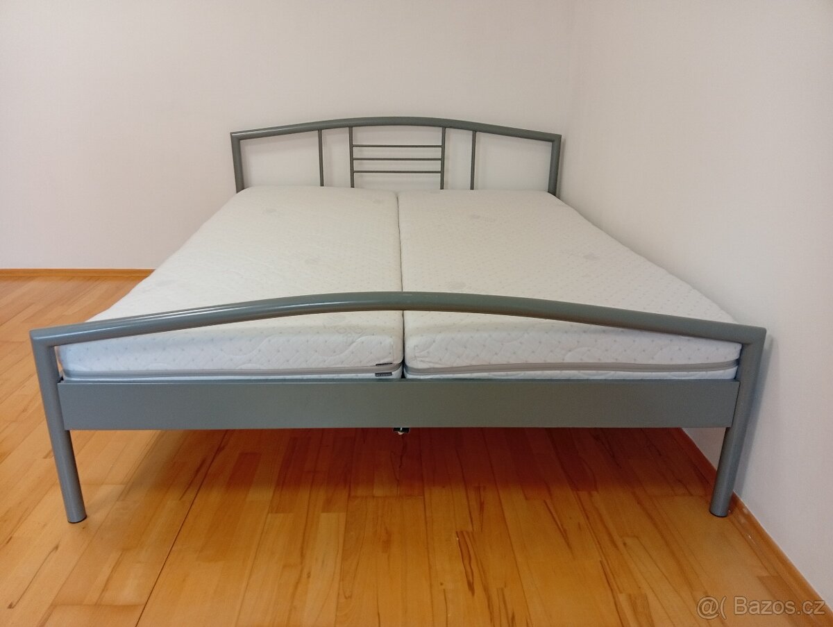 Manželská postel - 2