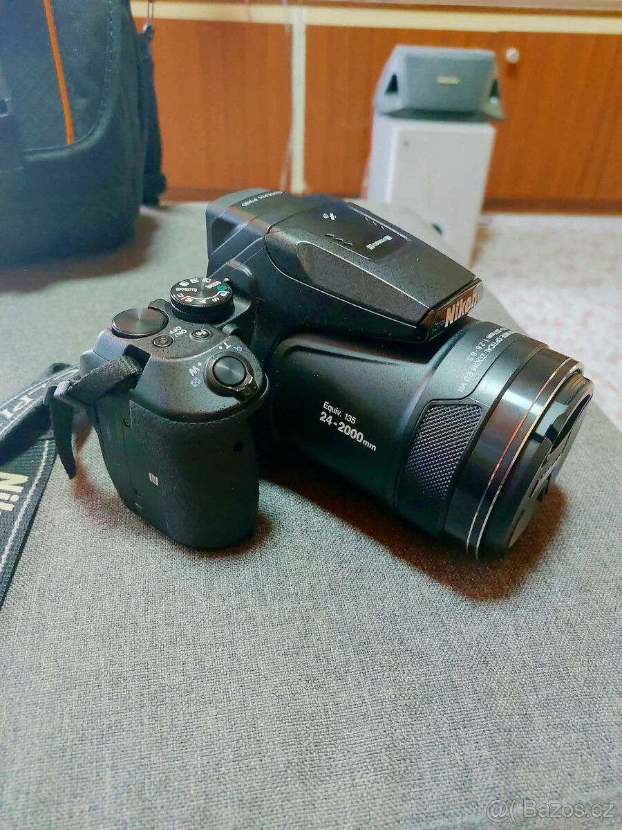 Nikon Coolpix P 900 s příslušenstvím - 2