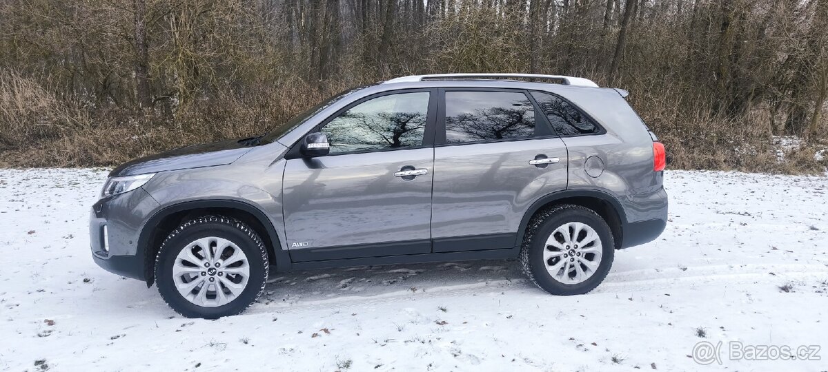 Kia Sorento 2.2 crdi 4x4, 7 míst - 2
