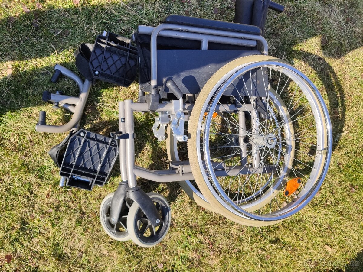 Invalidní vozík - 2