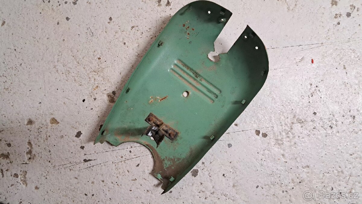 Spodní prsa Jawa 21 - 2