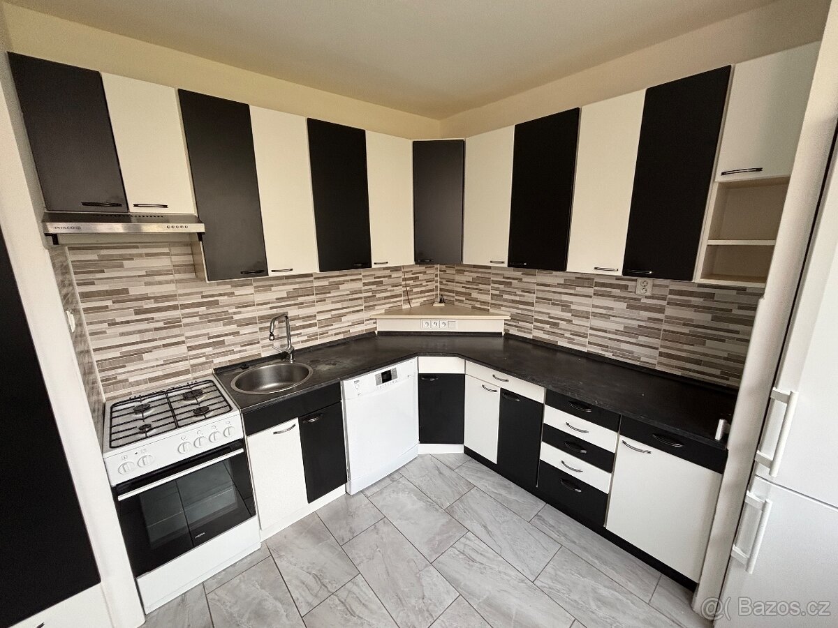 Rohová kuchyňská linka - 2