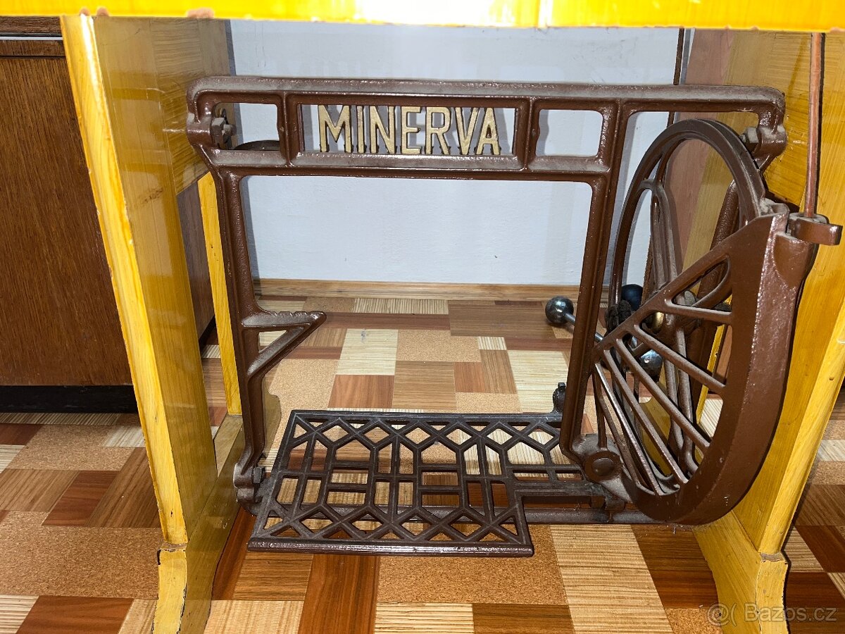 Šicí stroj MINERVA - 2
