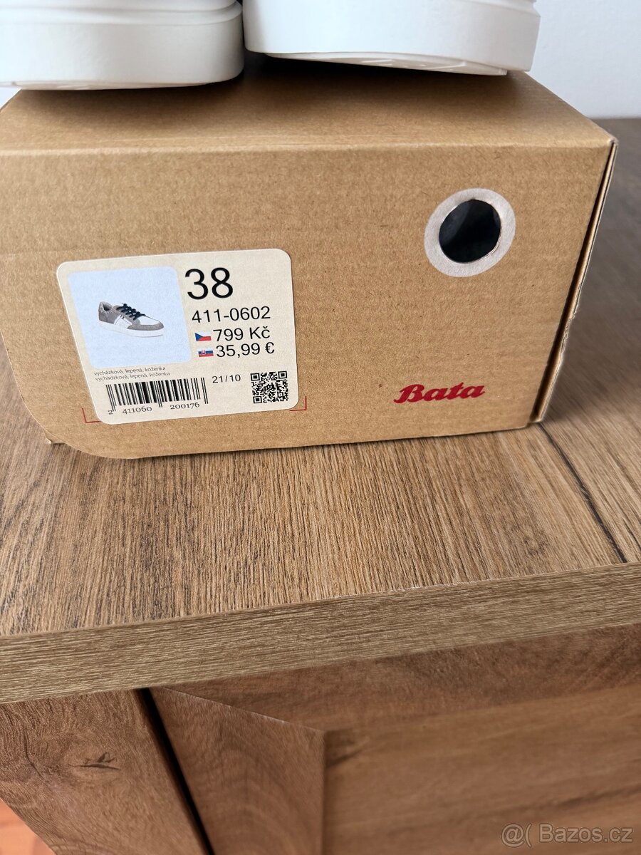 Tenisky Bata. Nové. Vel.38 - 2