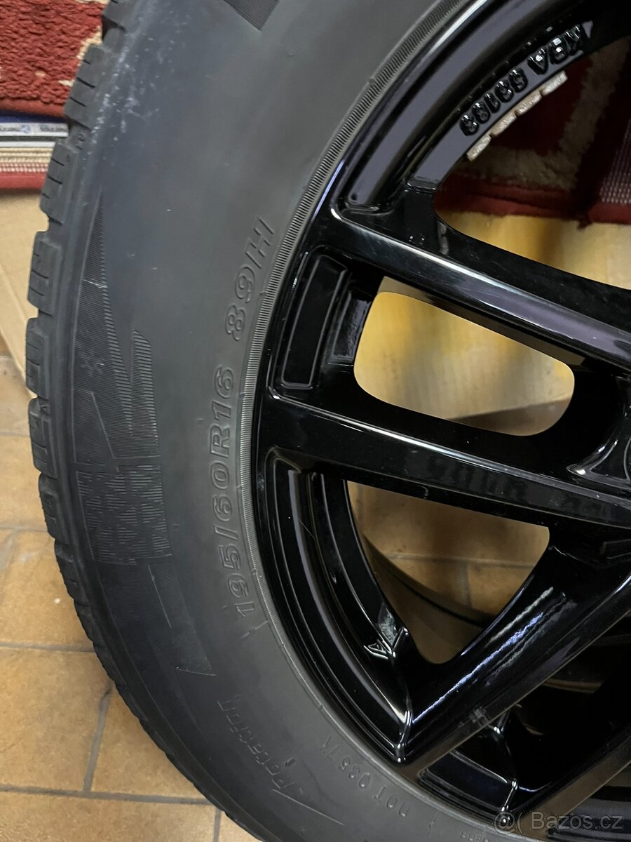 ALU Rial R16 - 2