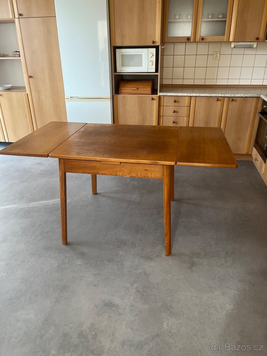 Dreveny rozkladaci stul - 2